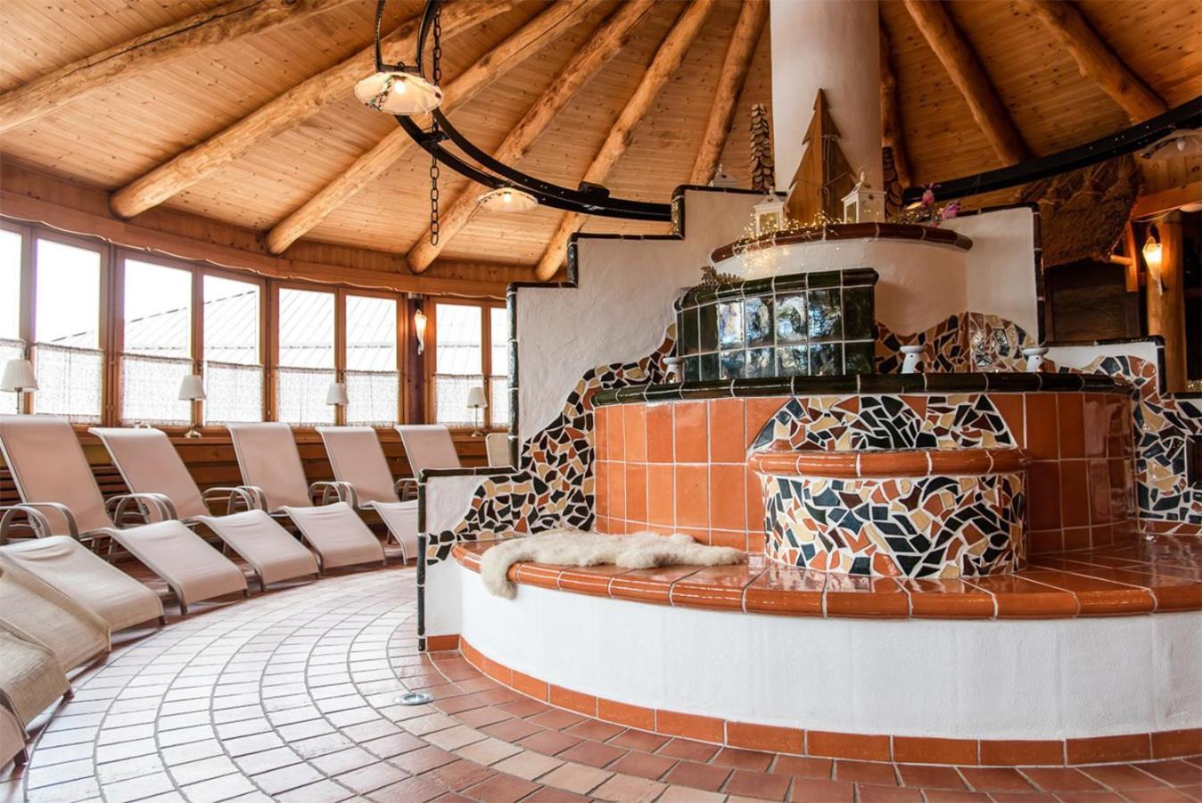 Hotel Terme Banovci - Mobilne Hiske Med Brajdami Esterno foto